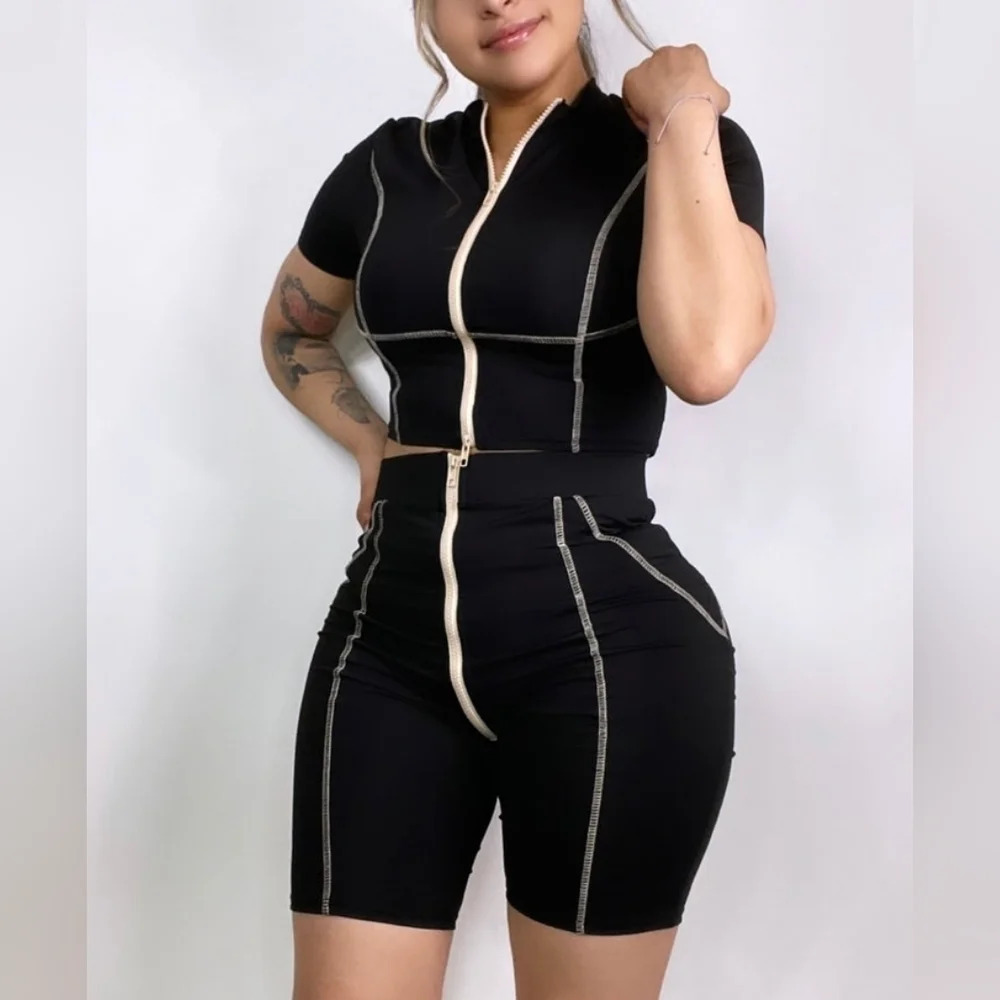 NWOT KTOO Zip - Up Bike Shorts Set - Black (Size L)